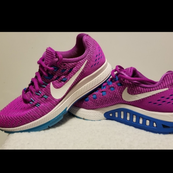 Nike Zoom Structure 19 - Picture 2 of 3